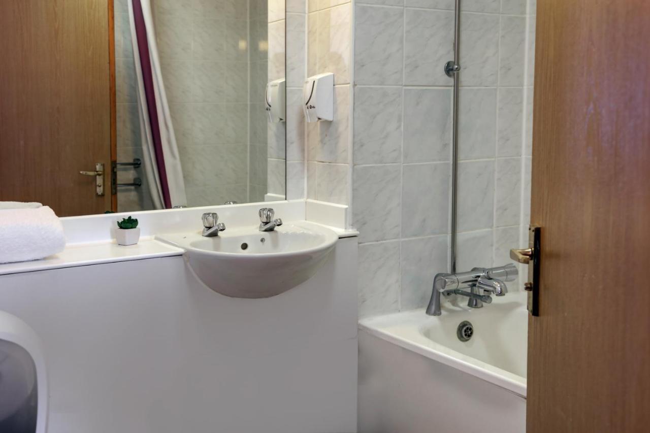 Plaza Chorley; Sure Hotel Collection By Best Western Chorley  Exterior foto
