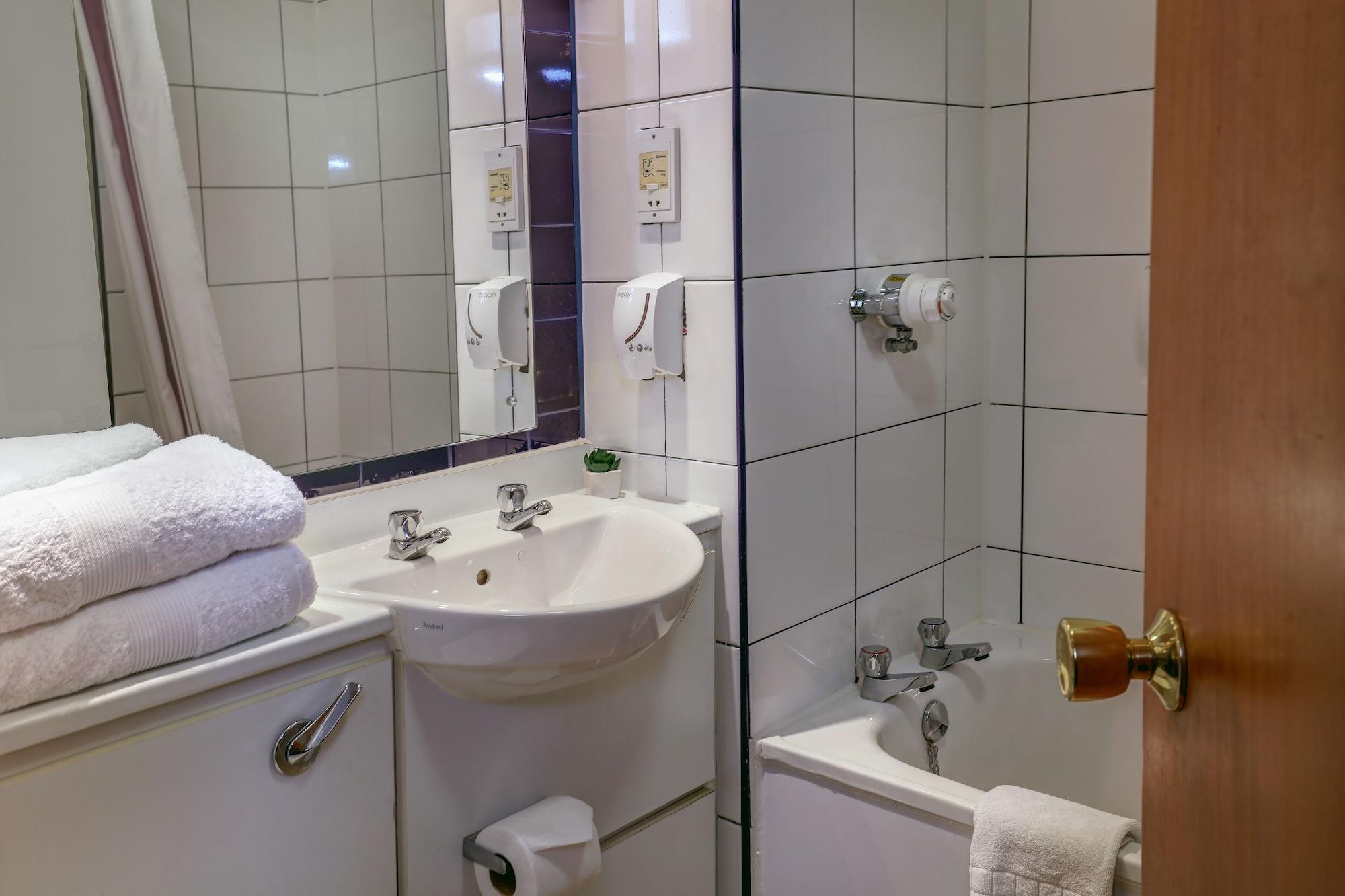 Plaza Chorley; Sure Hotel Collection By Best Western Chorley  Exterior foto